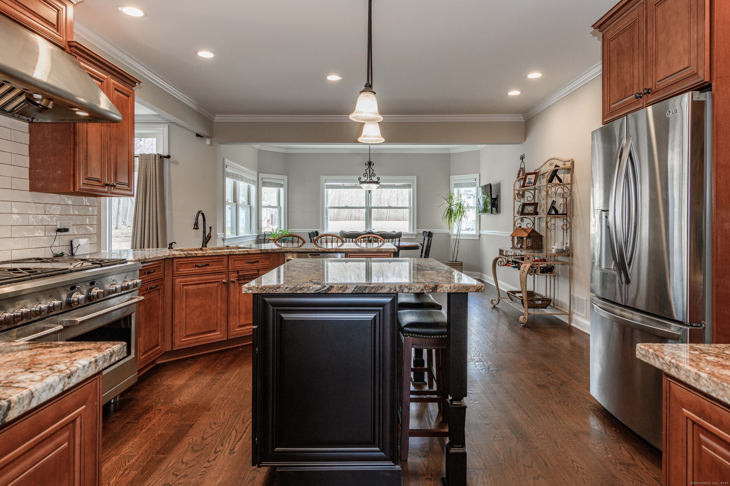 18 Schaeffer Road, Bethany, Connecticut image 8