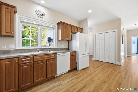 Tiny photo for 10 Hunt Glen Drive #10, Granby, CT 06035 (MLS # 24214004)