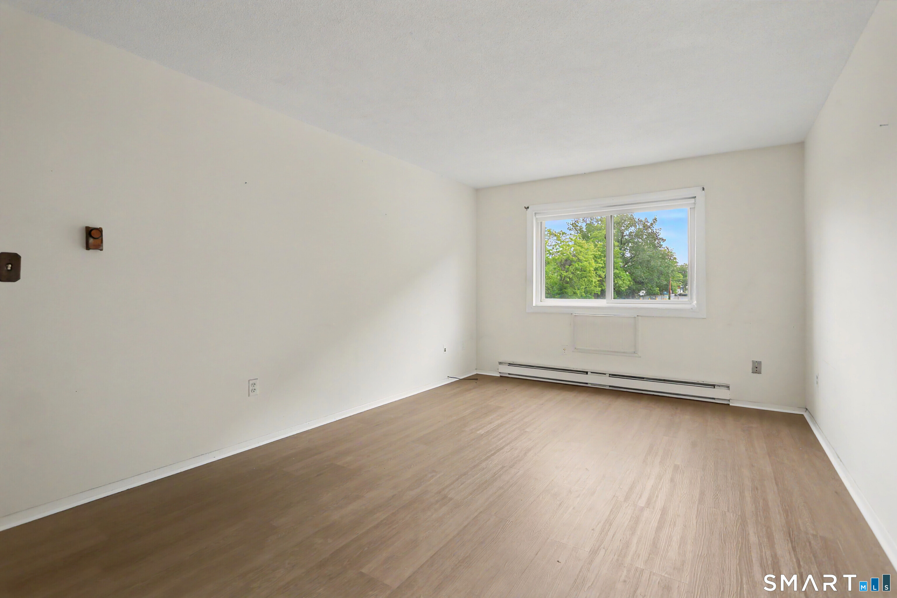 925 Longbrook Avenue 109