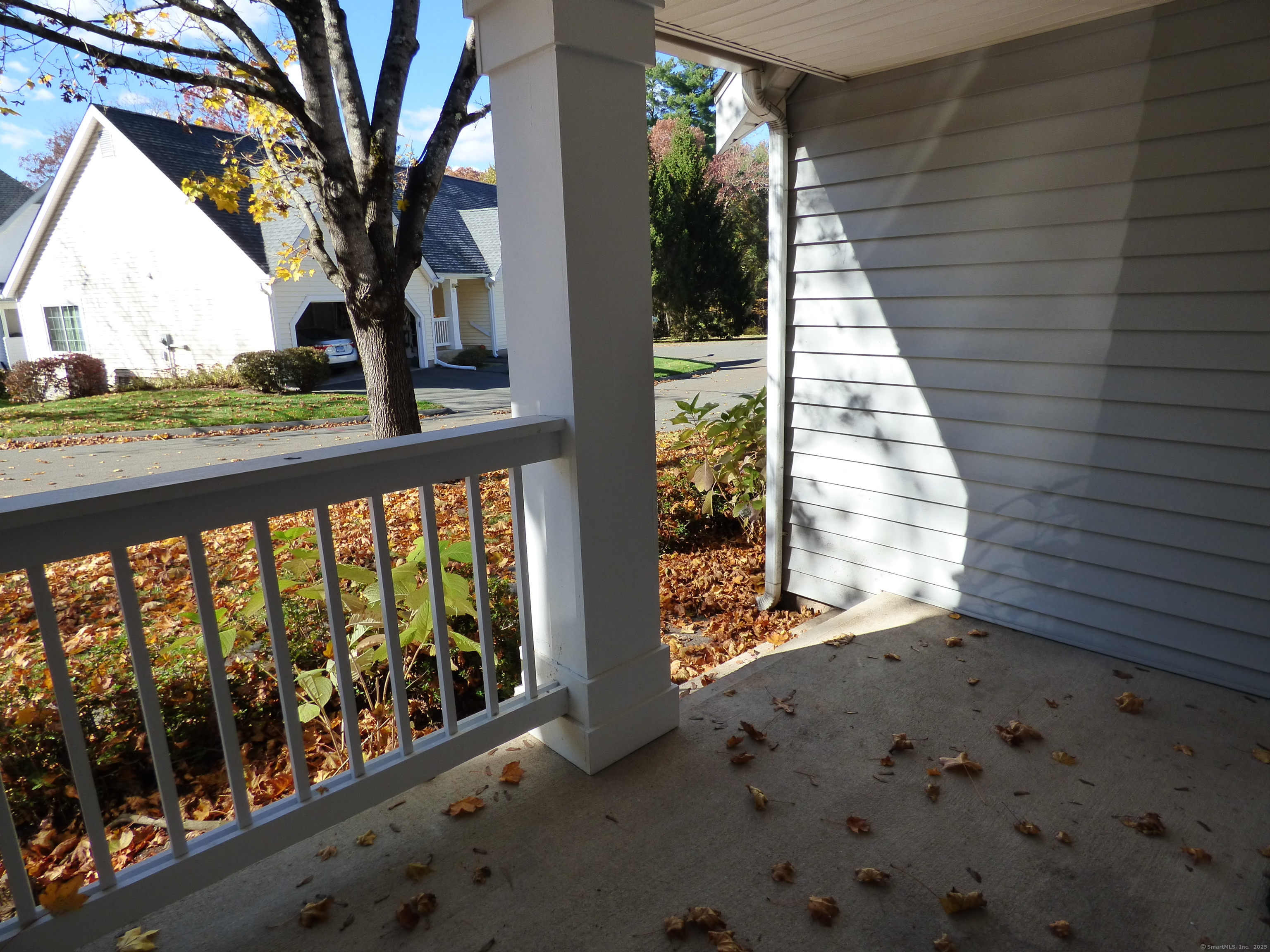 16 Stratton Forest Way 16