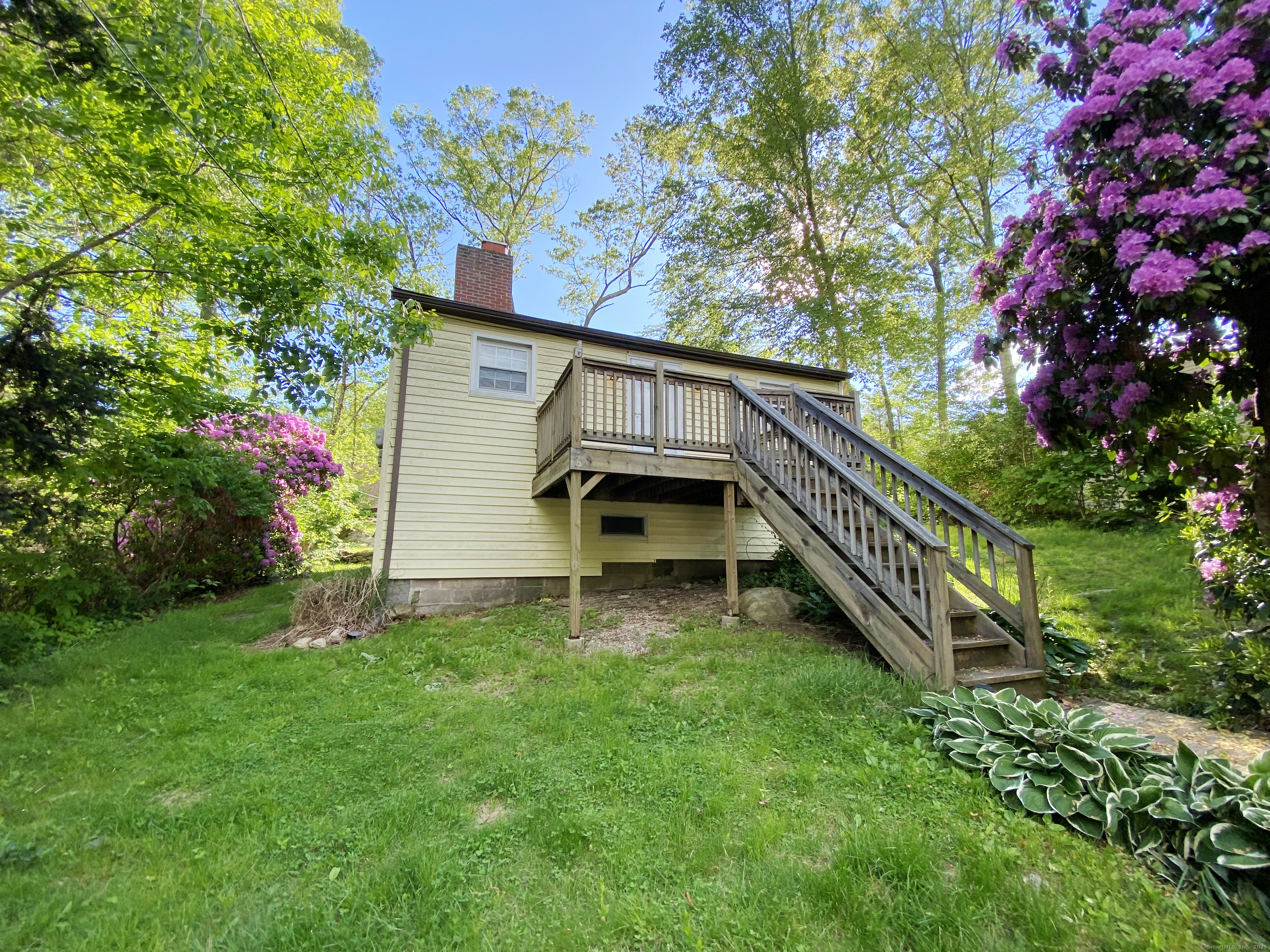 33 Lakewood Road