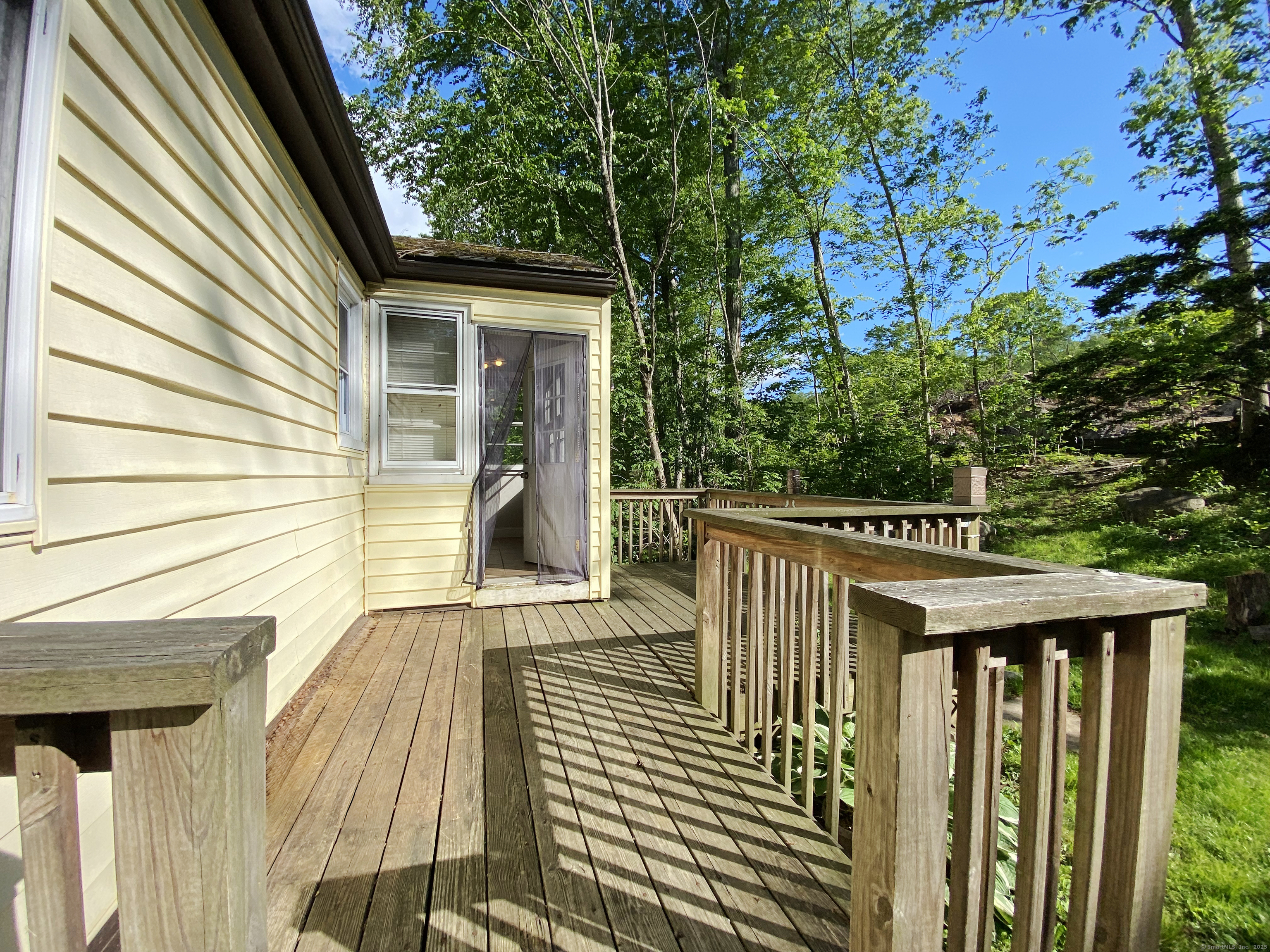 33 Lakewood Road