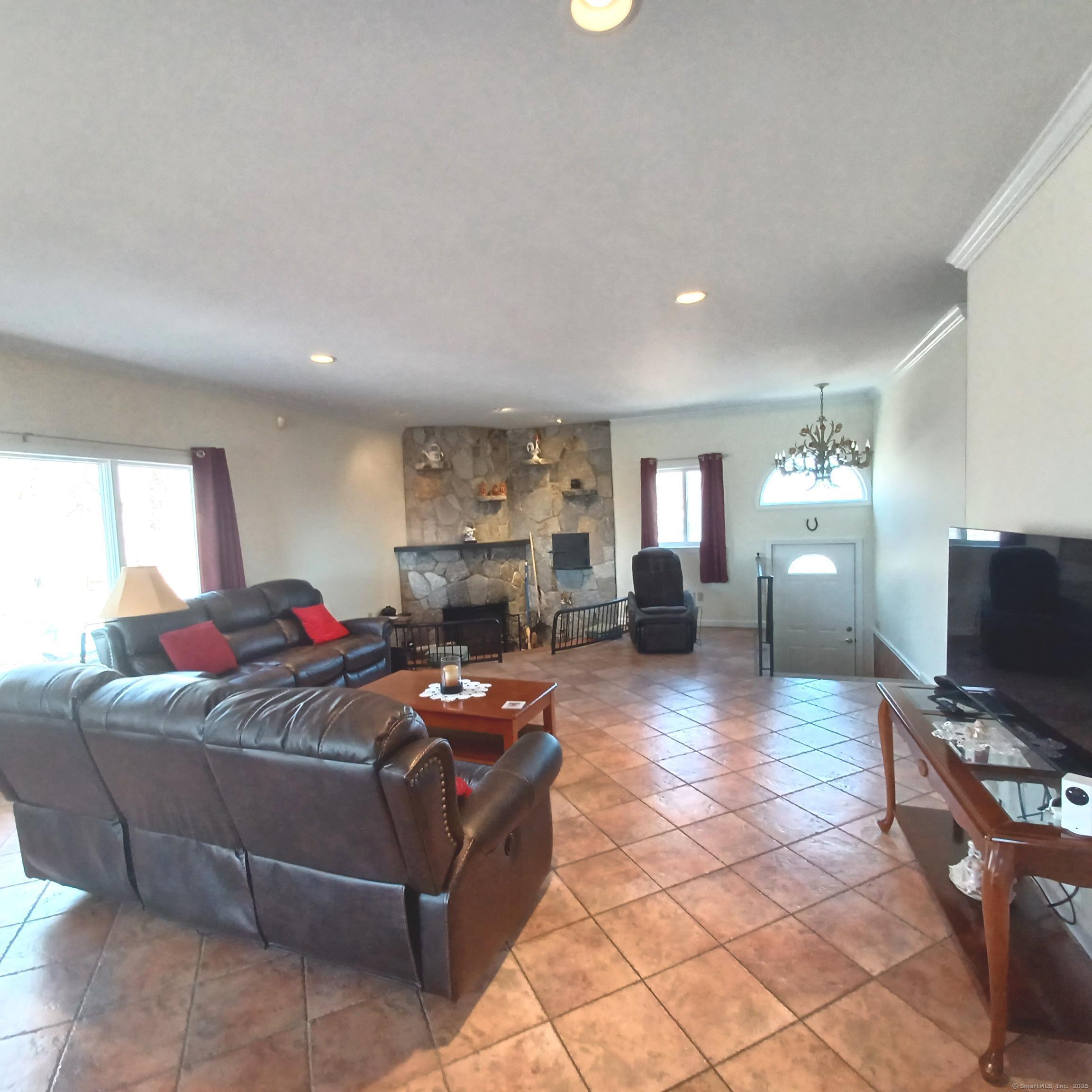 5 Lovers Lane, Danbury, Connecticut image 3