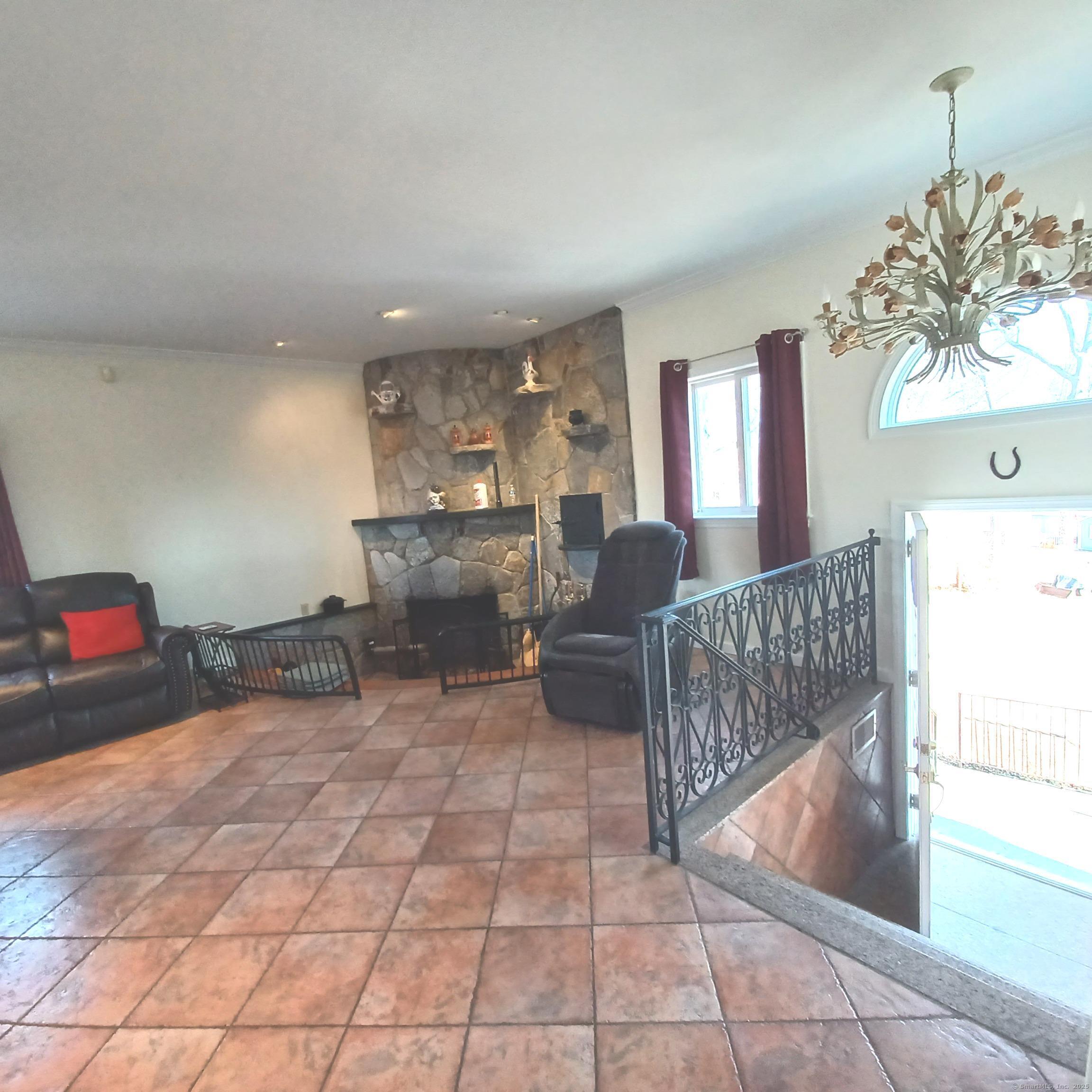 5 Lovers Lane, Danbury, Connecticut image 4