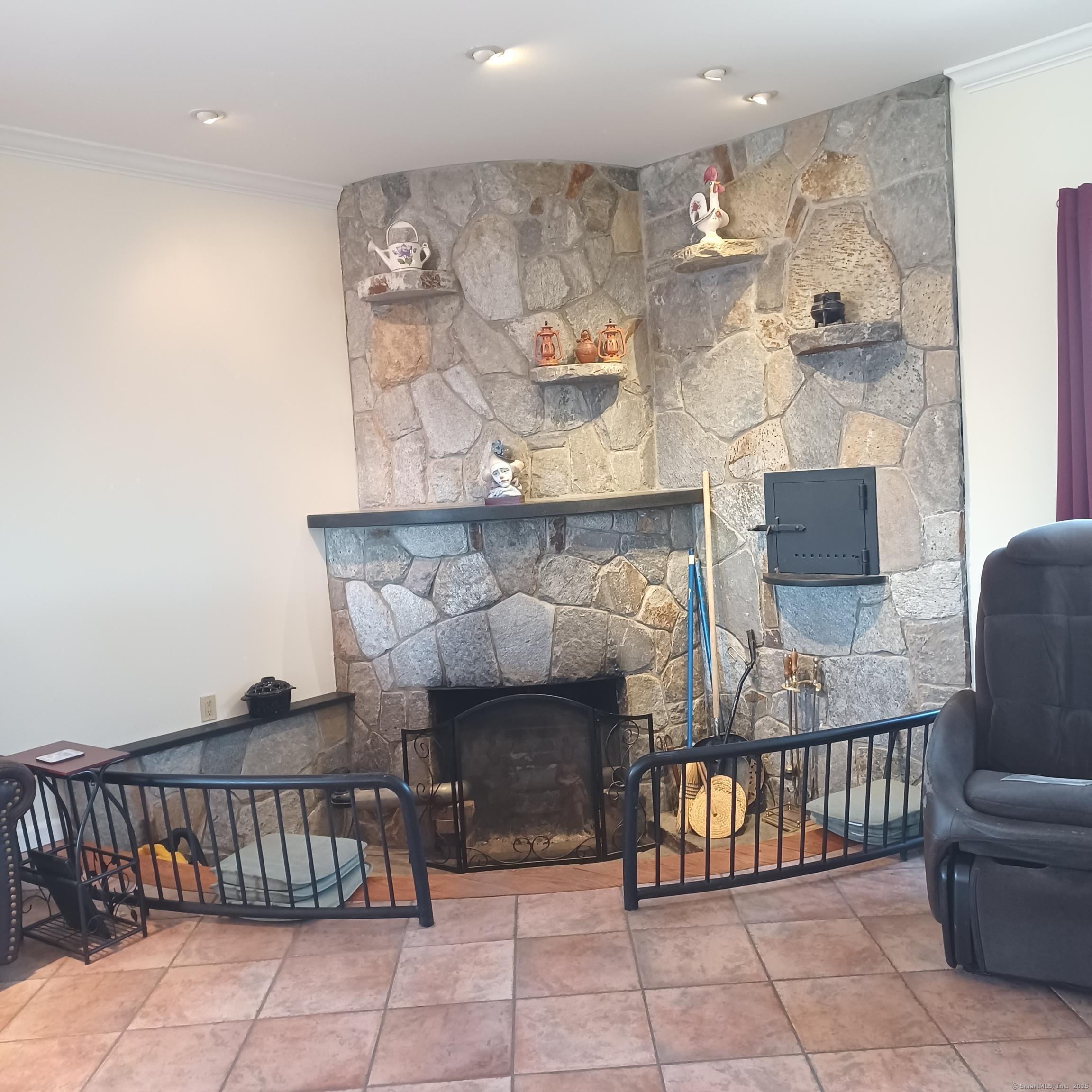 5 Lovers Lane, Danbury, Connecticut image 7