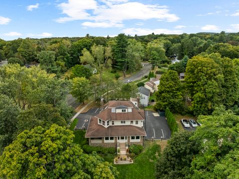 Photo of 2750 Whitney Avenue, Hamden, CT 06518 (MLS # 24150867)