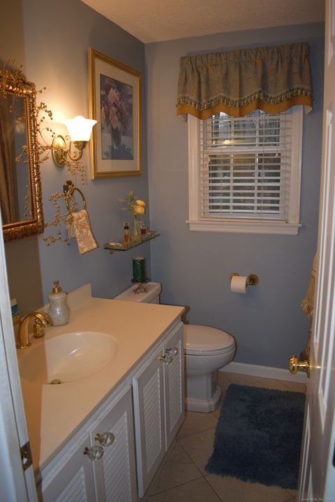 Tiny photo for 4 Tanglewood Drive, Avon, CT 06001 (MLS # 24142636)