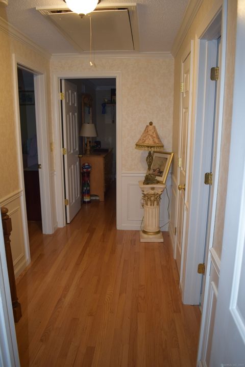 Tiny photo for 4 Tanglewood Drive, Avon, CT 06001 (MLS # 24142636)