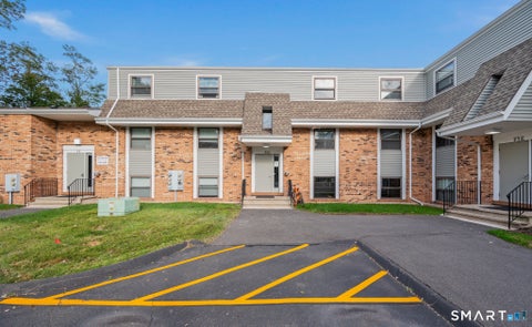 Photo of 100 Norton Park Road #1G2, Plainville, CT 06062 (MLS # 24211115)
