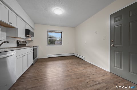 Tiny photo for 100 Norton Park Road #1G2, Plainville, CT 06062 (MLS # 24211115)