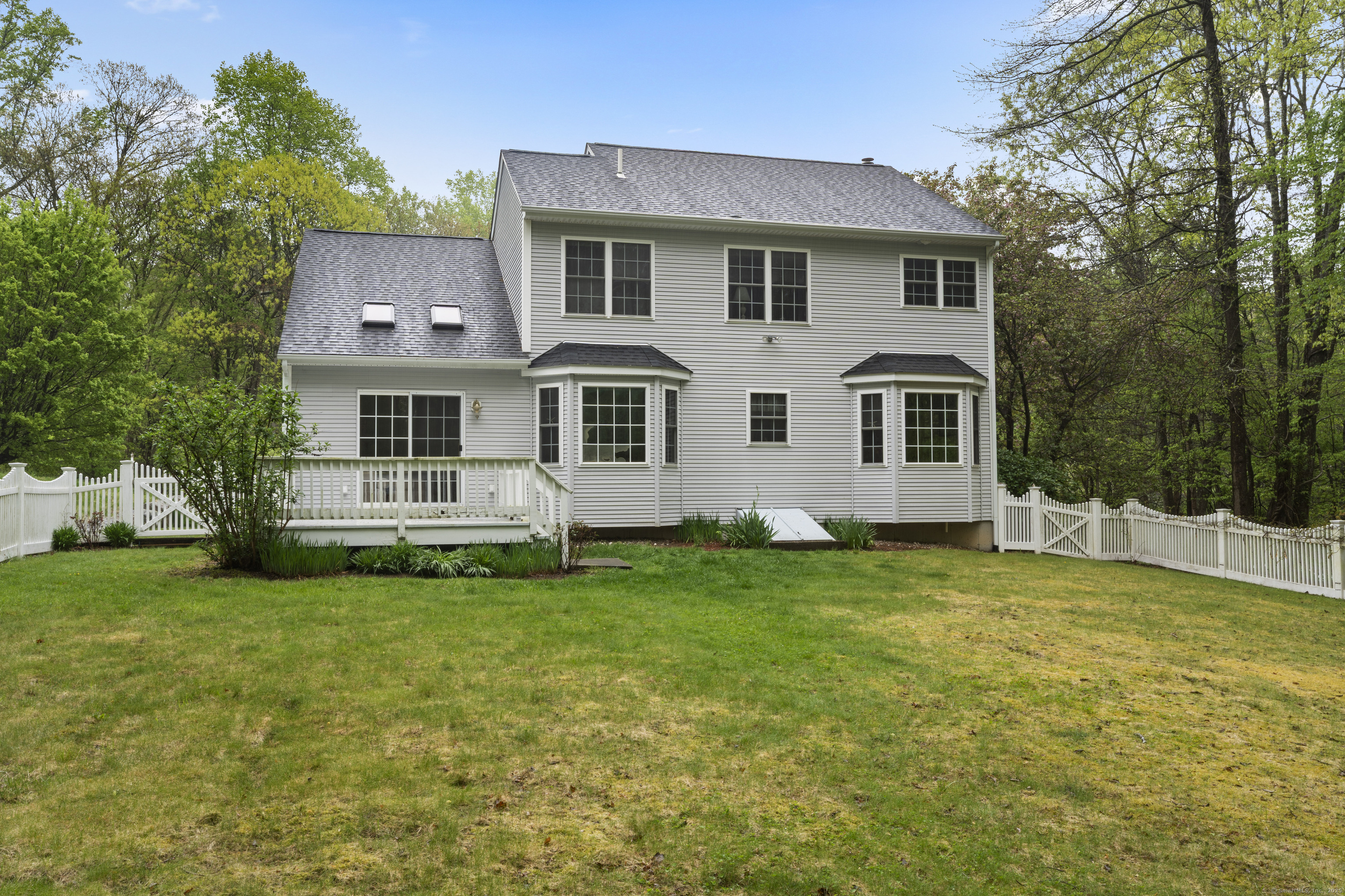 175 Ledgeland Drive, Groton, Connecticut image 4