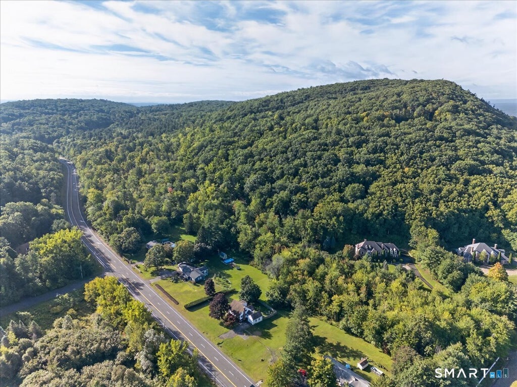 Photo of 121 Hartford Road, Simsbury, CT 06070 (MLS # 24205043)