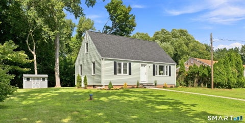 Photo of 100 Worthington Point Road, Berlin, CT 06037 (MLS # 24200733)