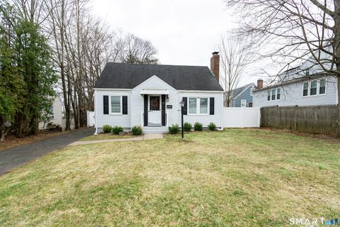 Photo of 99 Jordan Lane, Wethersfield, CT 06109 (MLS # 24161165)