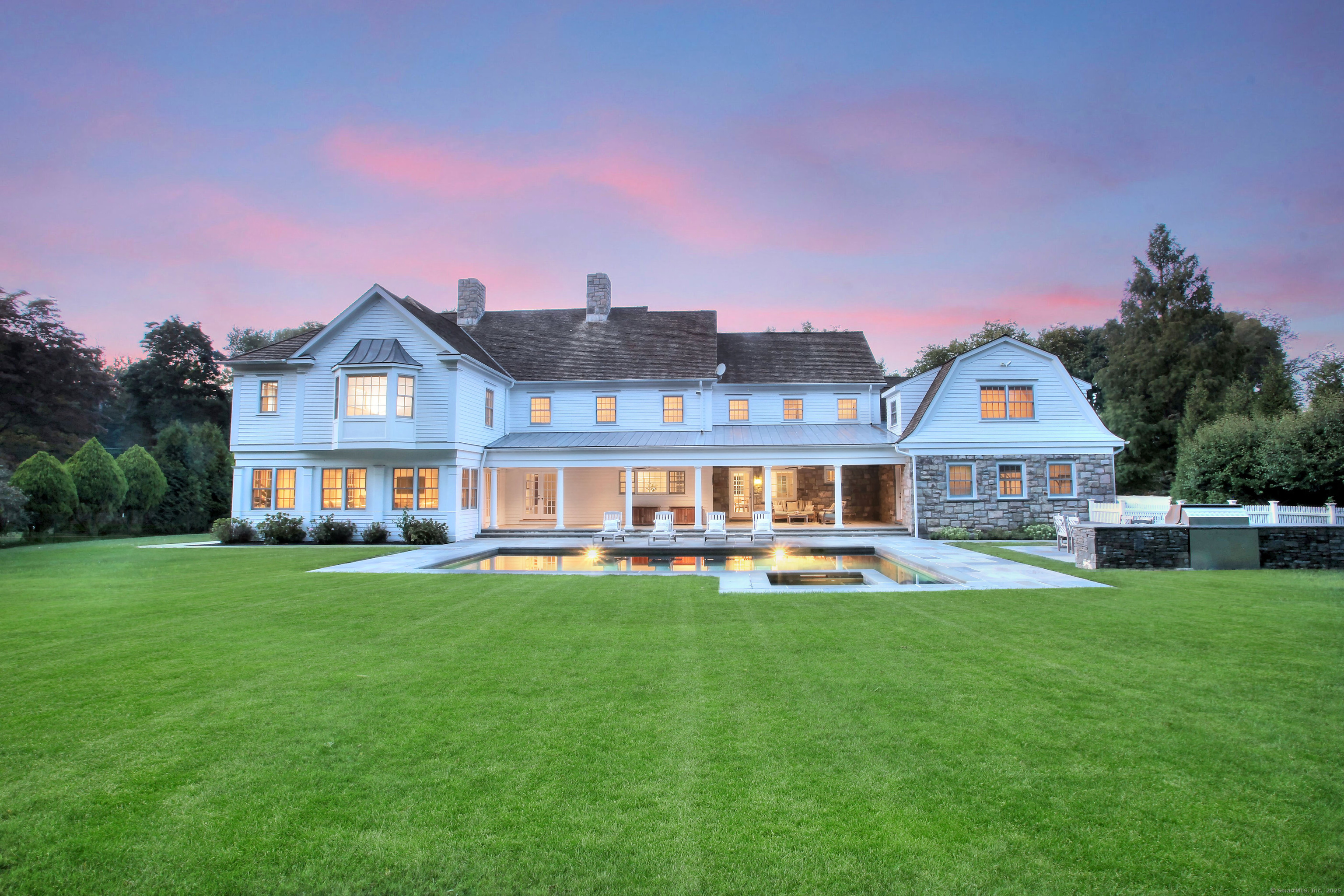 14 Mayflower Parkway