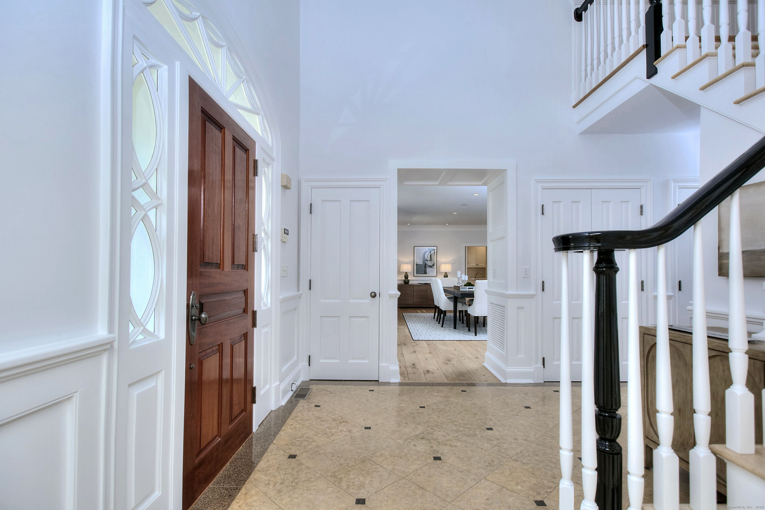 14 Mayflower Parkway