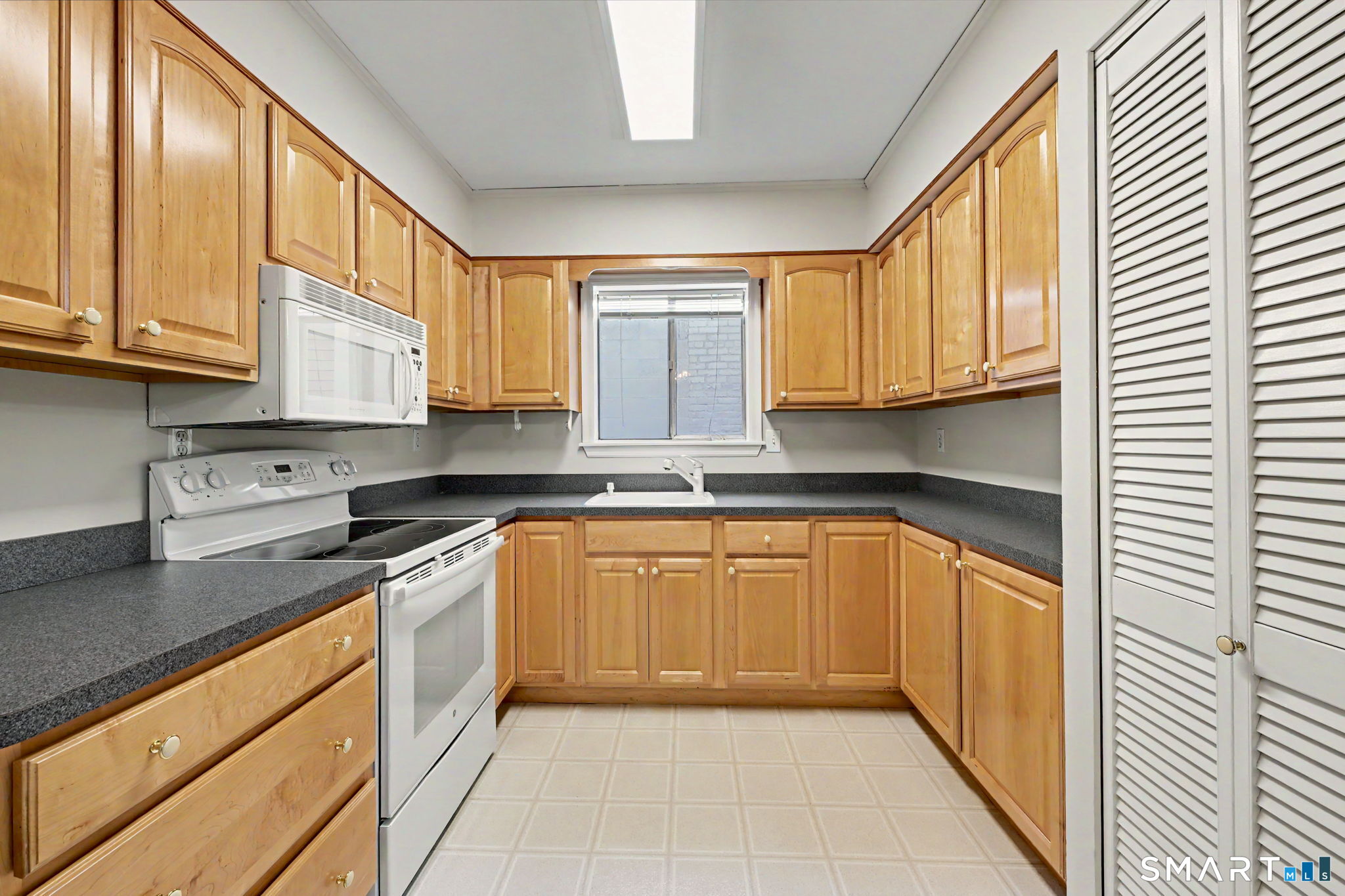 900 Hope Street 3B