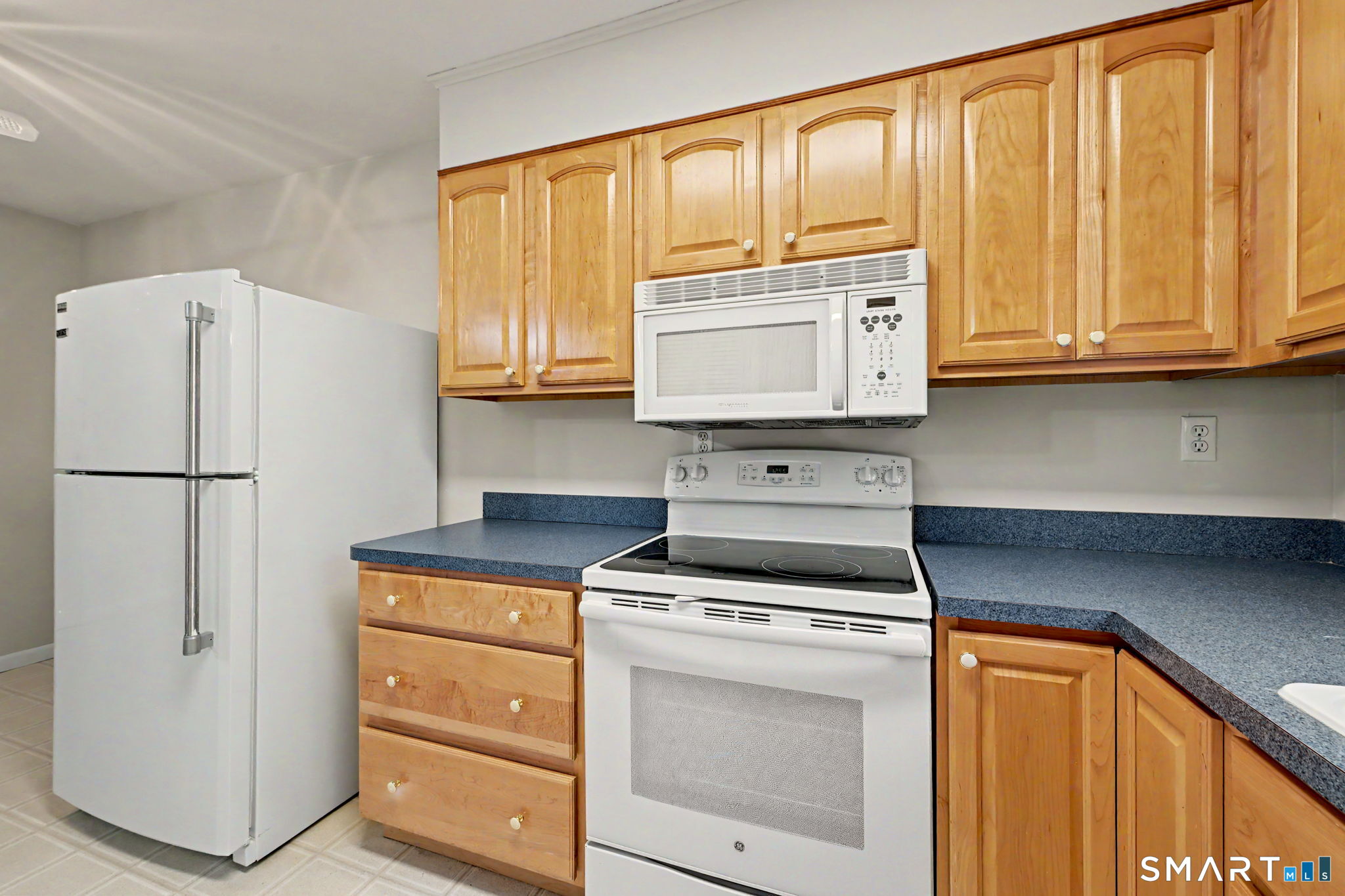 900 Hope Street 3B