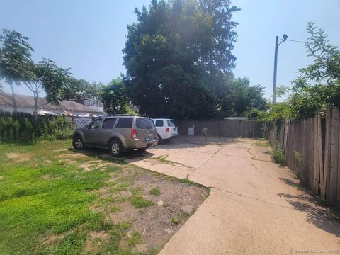 Tiny photo for 408 Legion Avenue #1, New Haven, CT 06519 (MLS # 24150856)