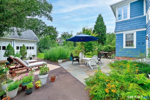 Tiny photo for 382 Yale Avenue, New Haven, CT 06515 (MLS # 24204405)