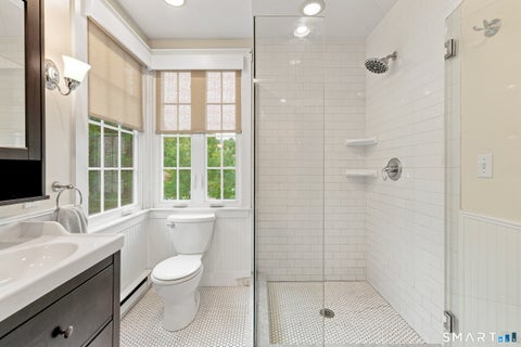 Tiny photo for 382 Yale Avenue, New Haven, CT 06515 (MLS # 24204405)