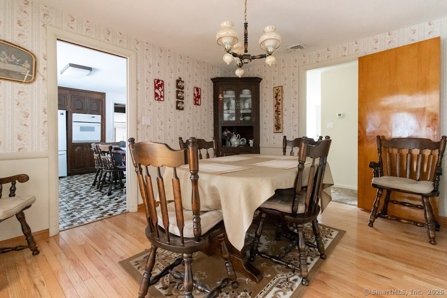 60 Ridge Road, Bristol, Connecticut image 7