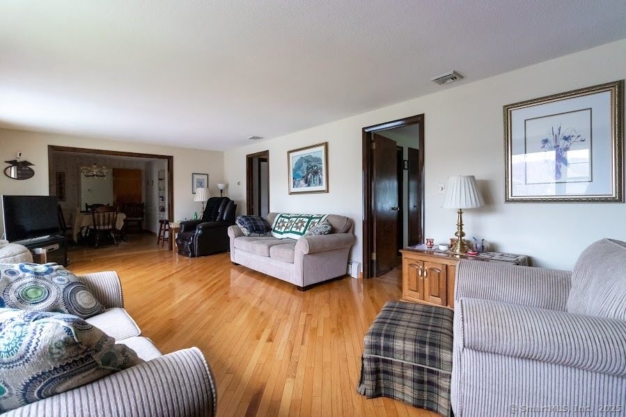 60 Ridge Road, Bristol, Connecticut image 15