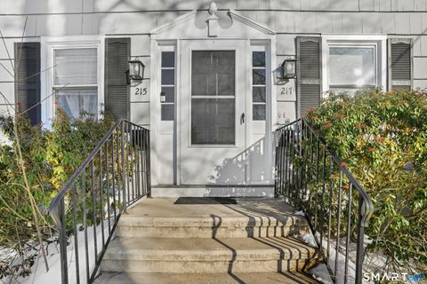 Photo of 215 York Road, Fairfield, CT 06825 (MLS # 24151772)