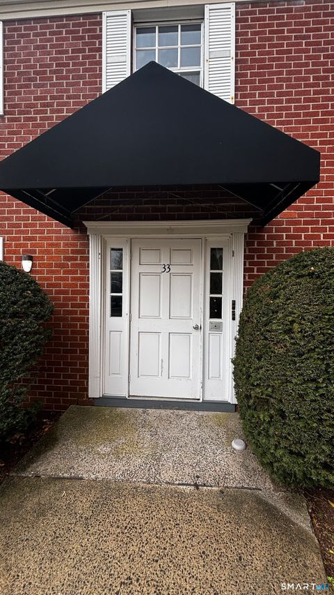 Photo of 50 Greenhouse Road #33C, Bridgeport, CT 06606 (MLS # 24144411)