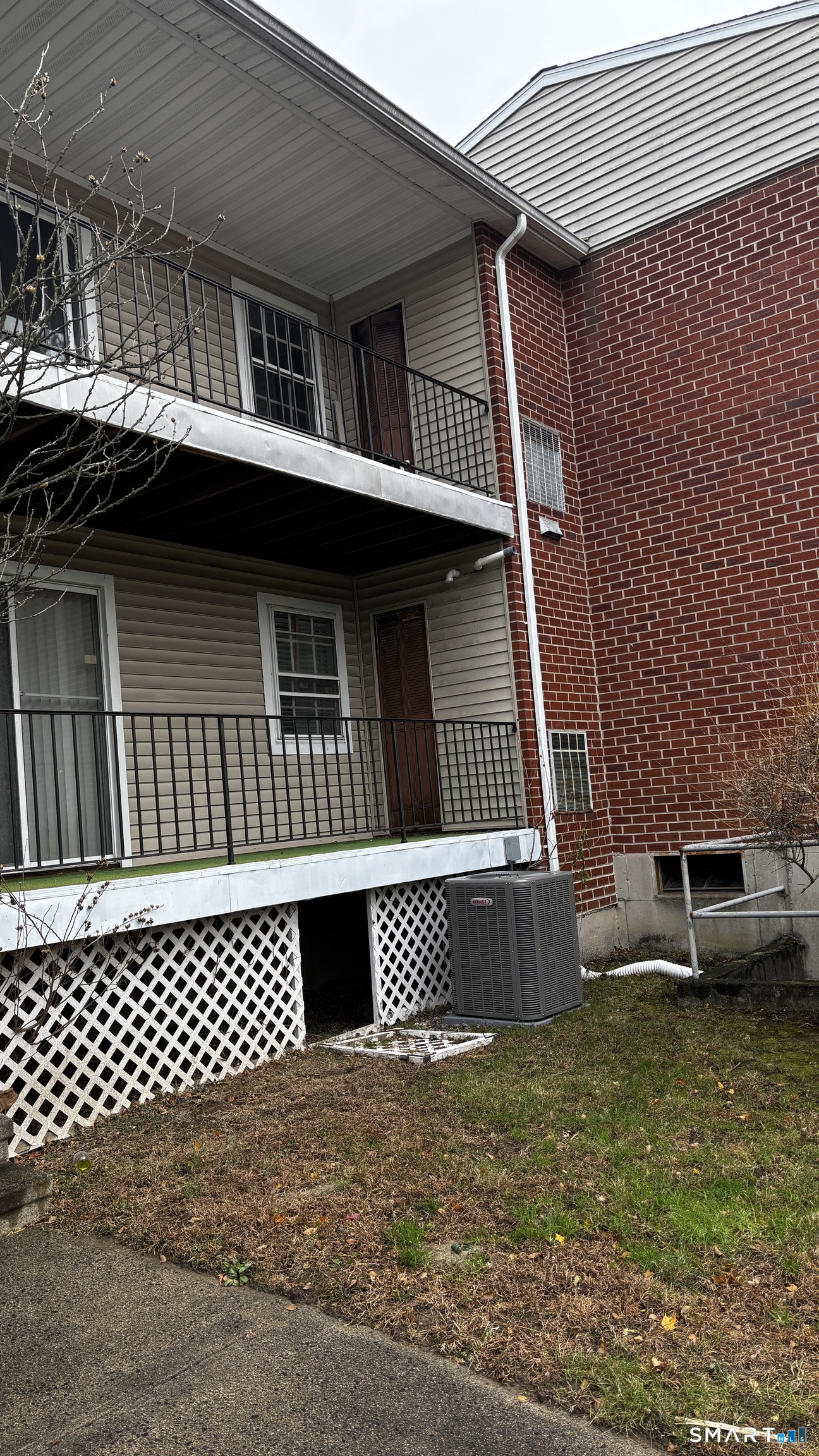 50 Greenhouse Road 33C