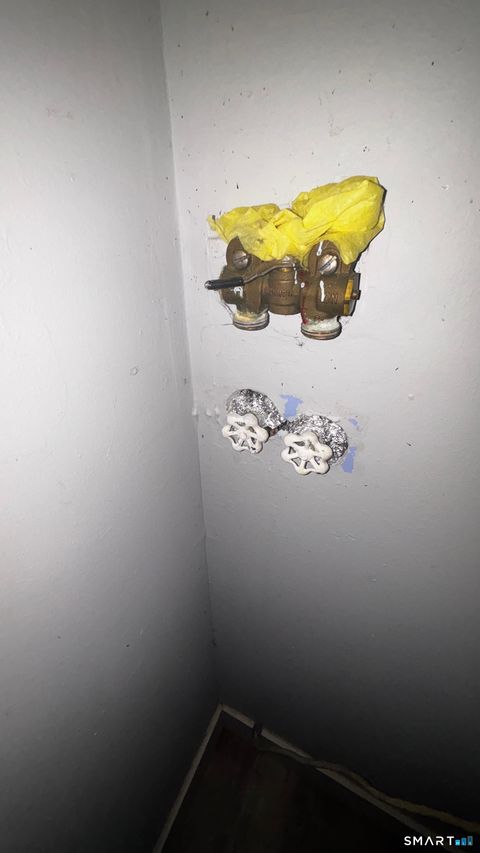 Tiny photo for 50 Greenhouse Road #33C, Bridgeport, CT 06606 (MLS # 24144411)