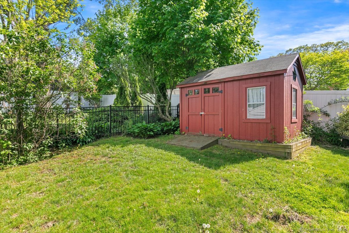 34 Strathmore Road, West Haven, Connecticut image 29