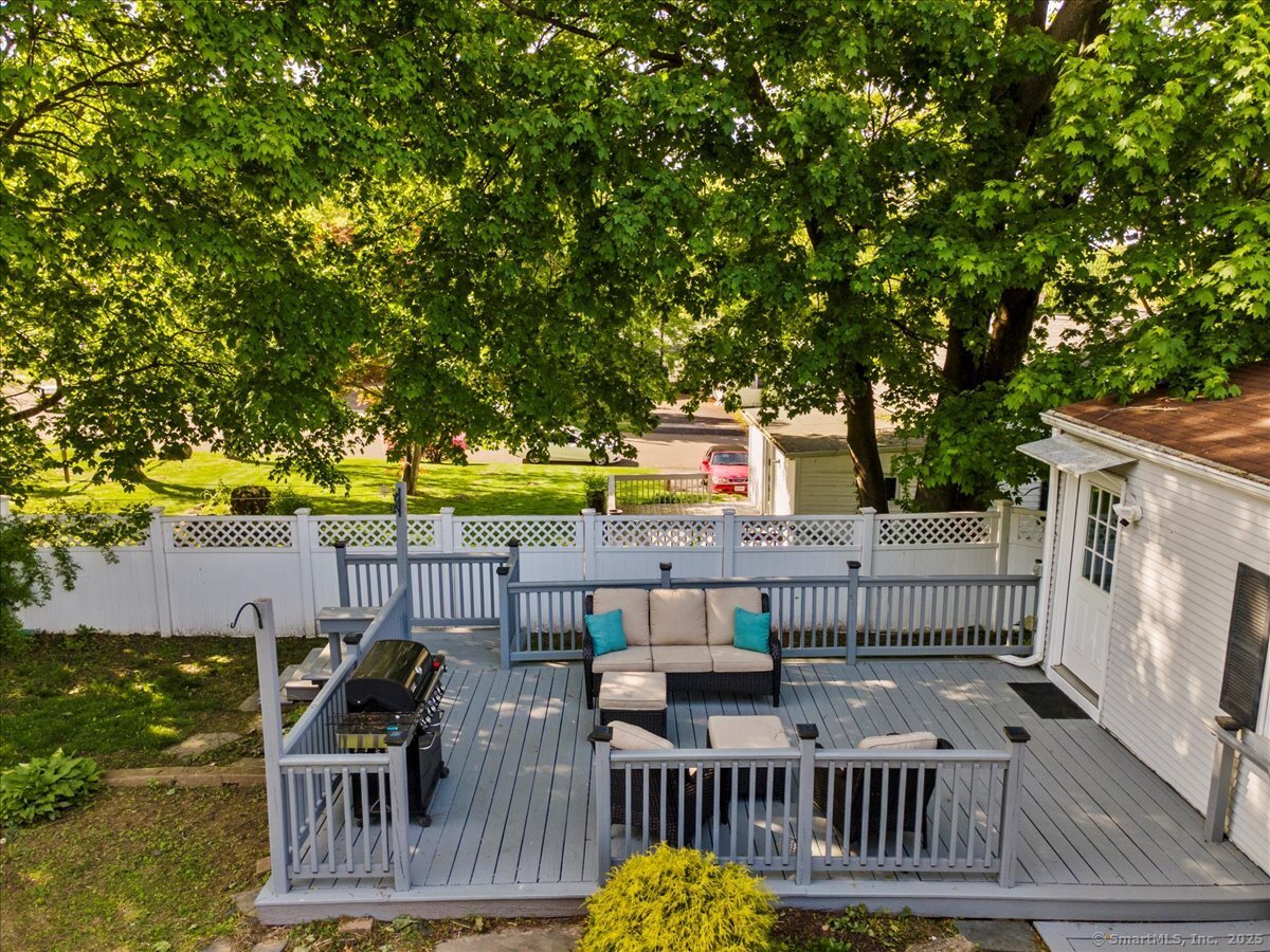 34 Strathmore Road, West Haven, Connecticut image 28