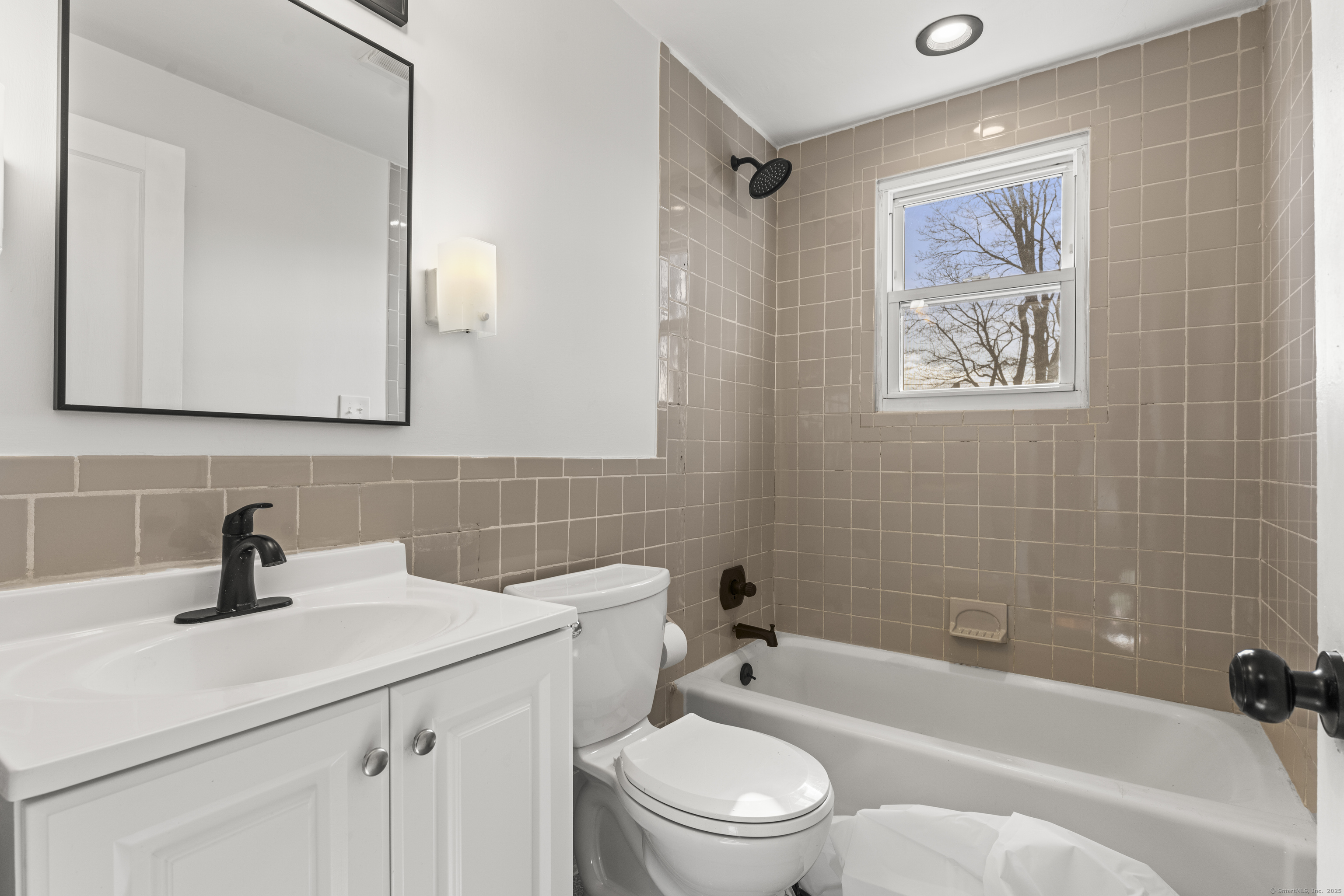 364 Main Street #17, East Haven, Connecticut image 9