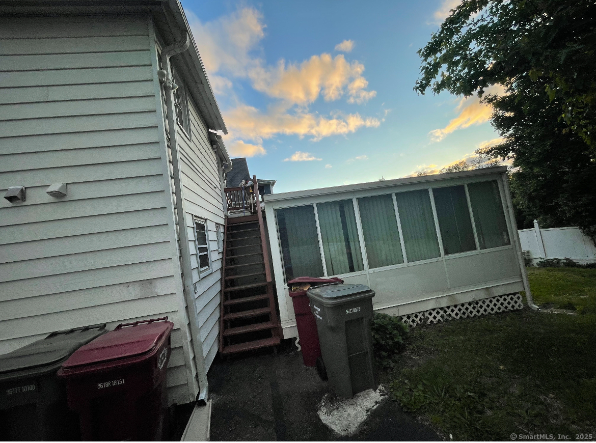198 Maple Street