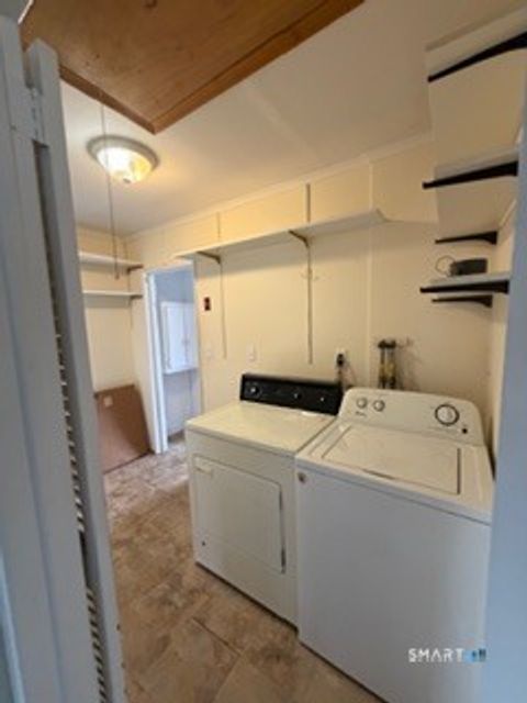 Tiny photo for 28 Hearthstone Court, Stamford, CT 06902 (MLS # 24168367)