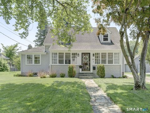 Photo of 112 Spring Street, Glastonbury, CT 06033 (MLS # 24174677)