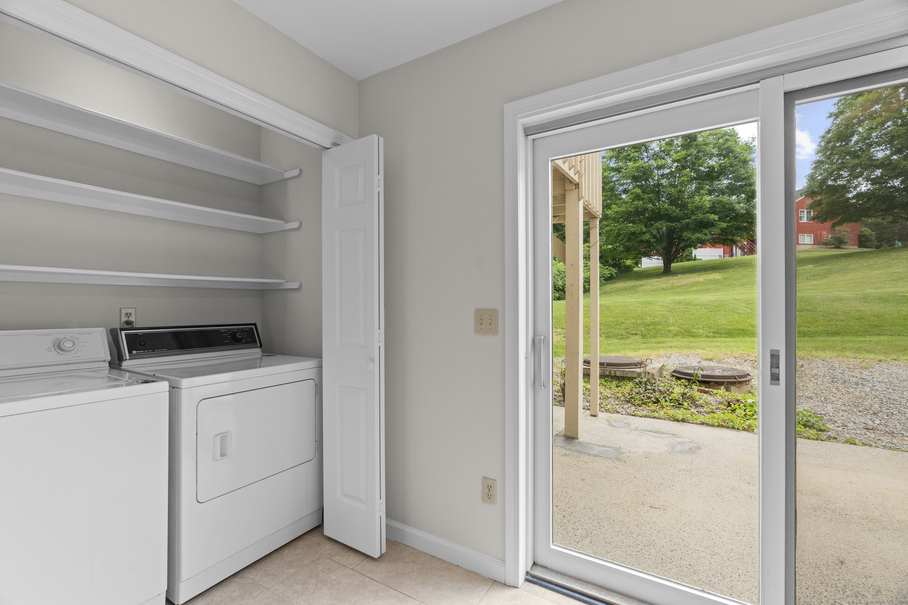 28 Brantwood Drive #28, Madison, Connecticut image 14