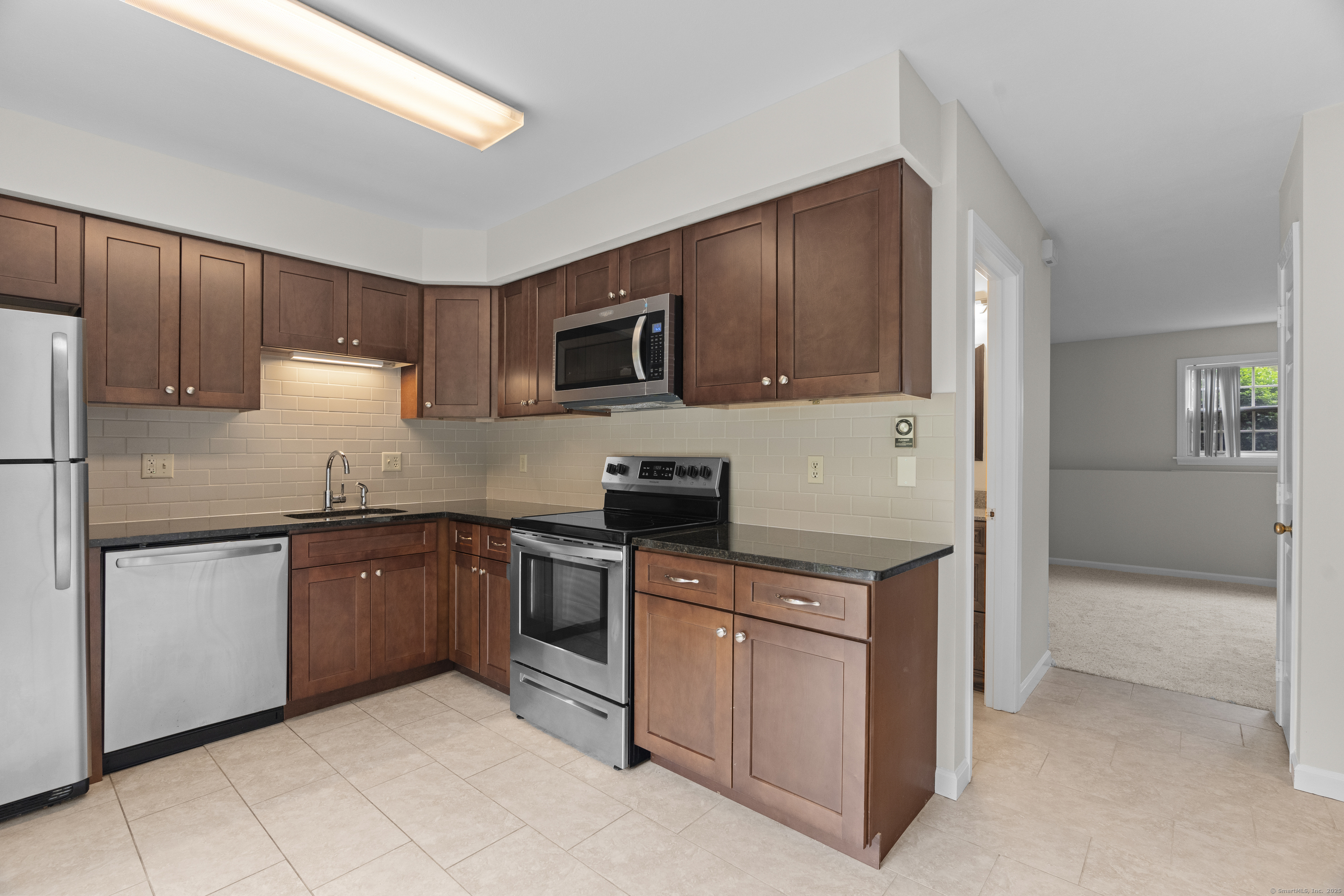 28 Brantwood Drive #28, Madison, Connecticut image 9