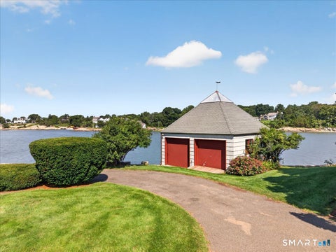 Tiny photo for 39 Vineyard Place, Guilford, CT 06437 (MLS # 24204452)