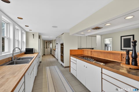 Tiny photo for 39 Vineyard Place, Guilford, CT 06437 (MLS # 24204452)