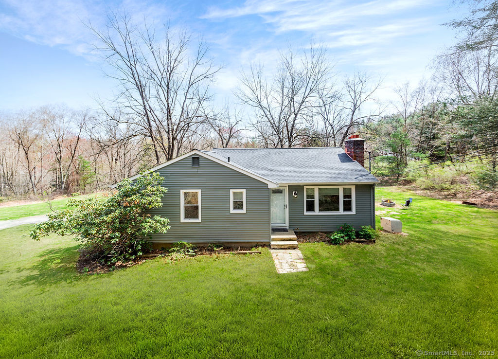 38 Black Bridge Road, Newtown, Connecticut image 1