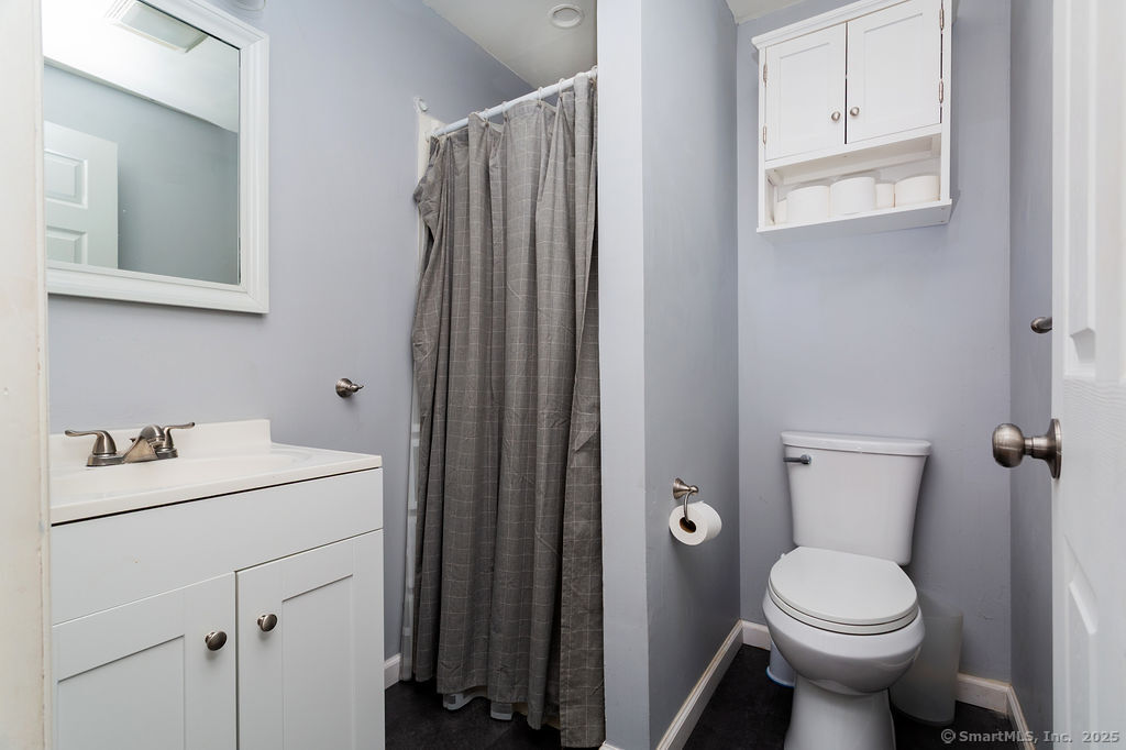 38 Black Bridge Road, Newtown, Connecticut image 16