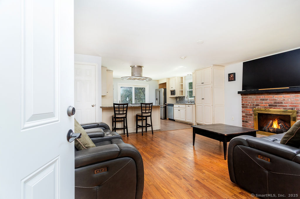 38 Black Bridge Road, Newtown, Connecticut image 4