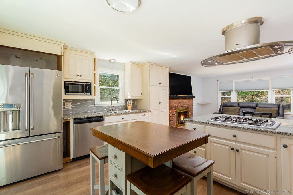38 Black Bridge Road, Newtown, Connecticut image 14