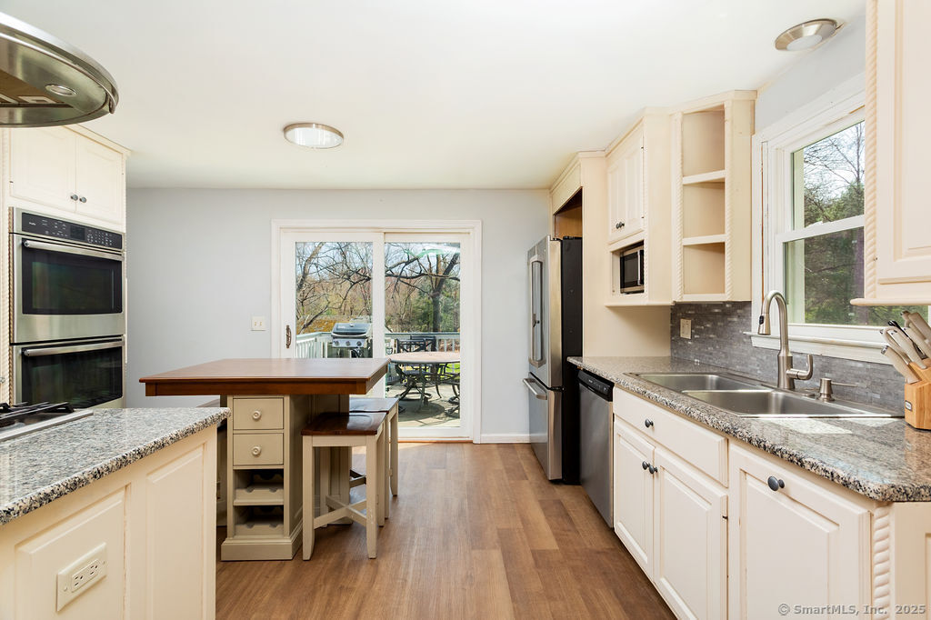 38 Black Bridge Road, Newtown, Connecticut image 15