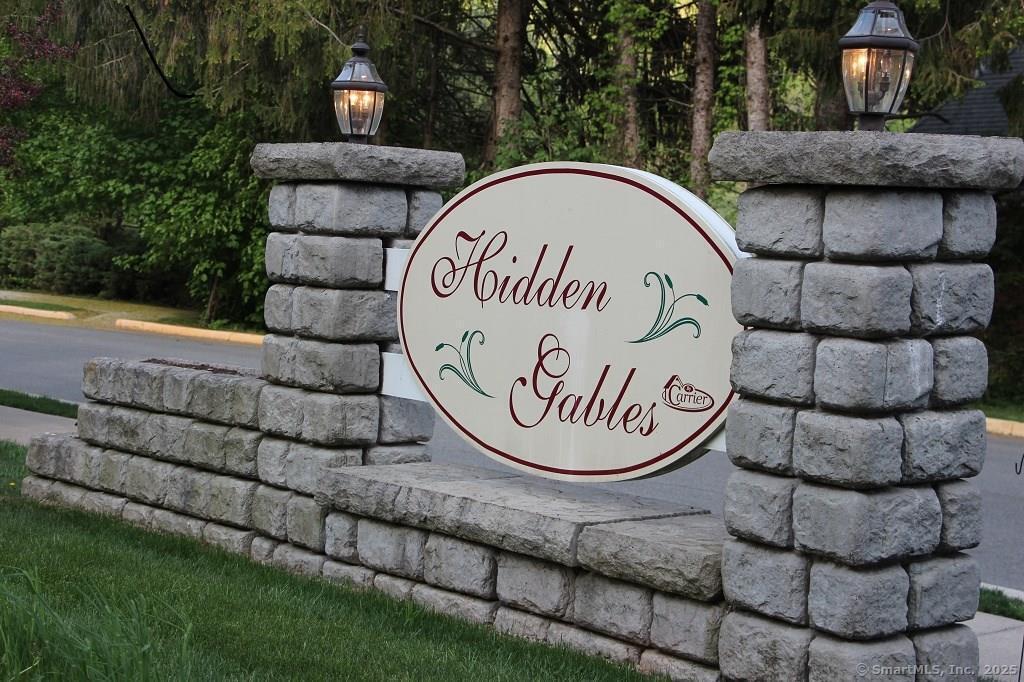 Meriden, Connecticut 06451, United States, 2 Bedrooms Bedrooms, ,3 BathroomsBathrooms,Residential,Active,240539