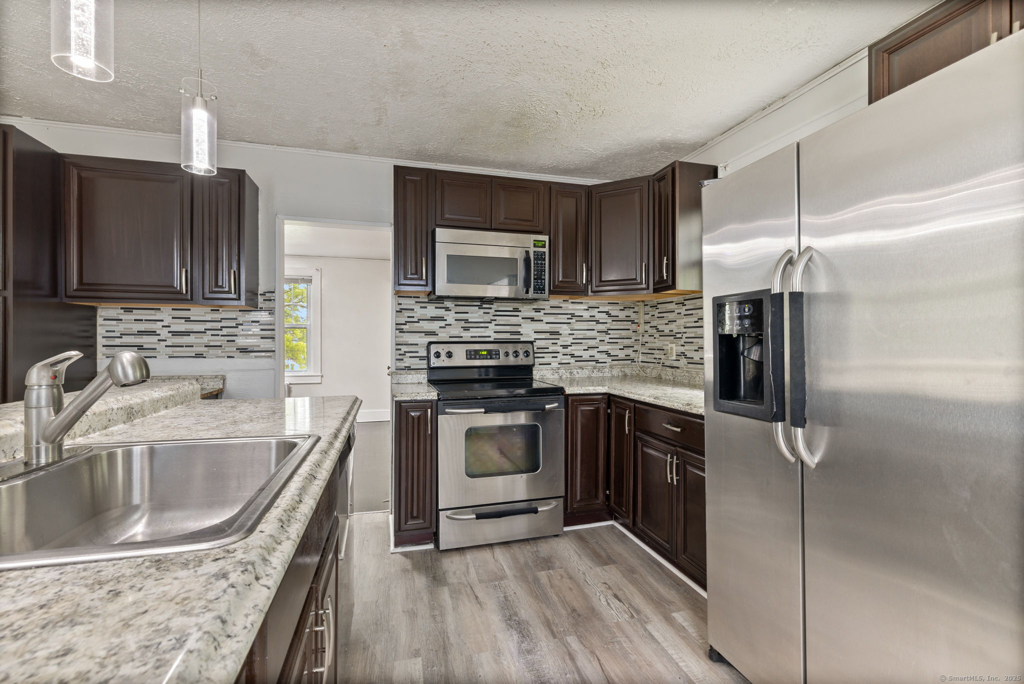 41 Gifford Avenue, Windham, Connecticut image 3