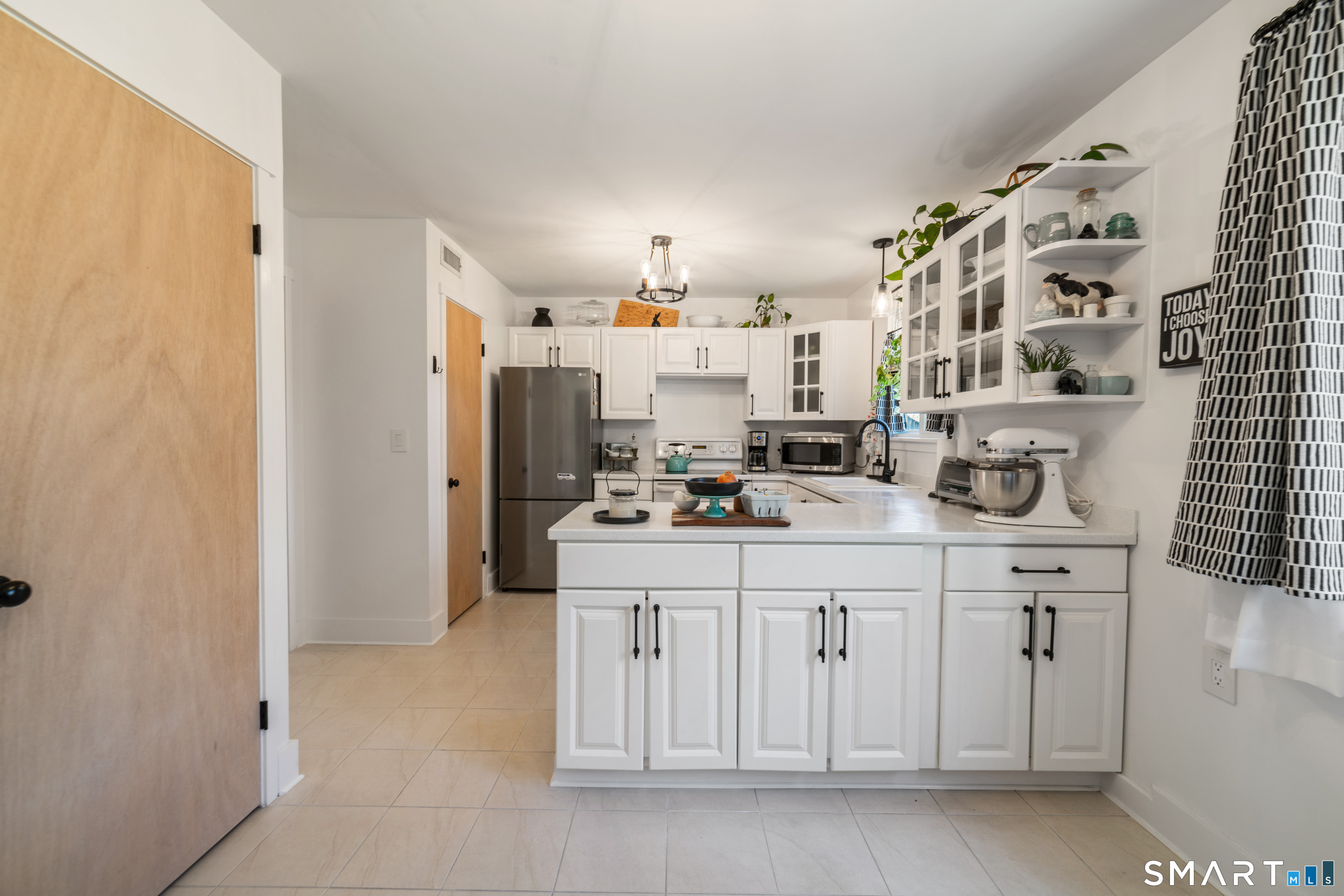 916 Heritage Village A