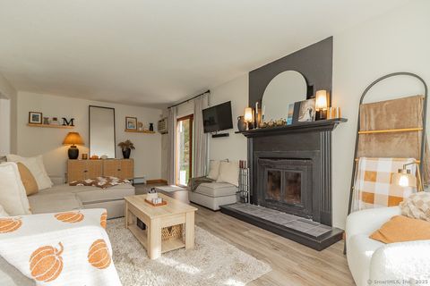 Tiny photo for 27 Deer Run Trail #17, Manchester, CT 06042 (MLS # 24134654)